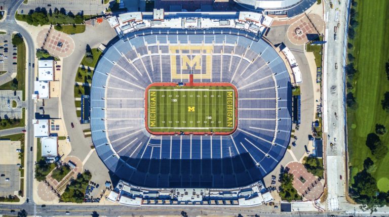 Top 5 Must-Visit College Football Stadiums