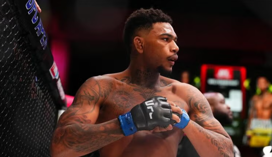 UFC Fight Night 256 Gilbert Burns vs Michael Morales 5