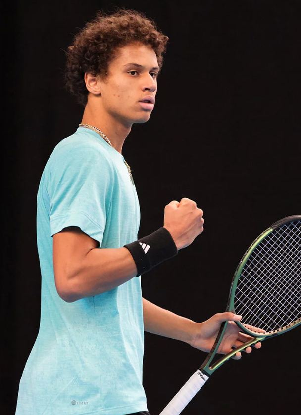 🟦 Radu Albot vs Gabriel Diallo – French Open Prediction 2025 Qualifying 2